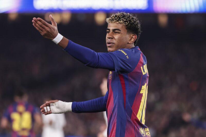 Lamine Yamal: Barcelona boss Hansi Flick reacts to star forward frustration at late substitution – ‘He’s like this’