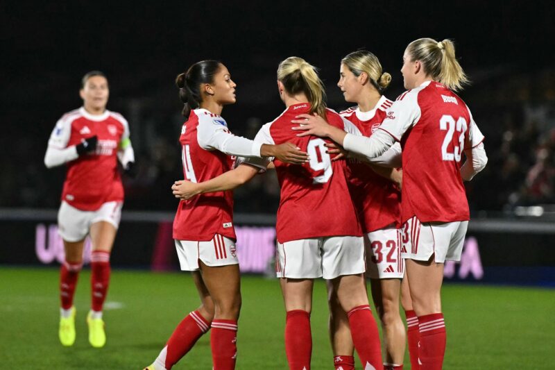Arsenal 1-0 FC Twente result – UEFA Women’s Champions League latest as Beth Mead’s deflected goal earns Gunners vital win in qualification bid