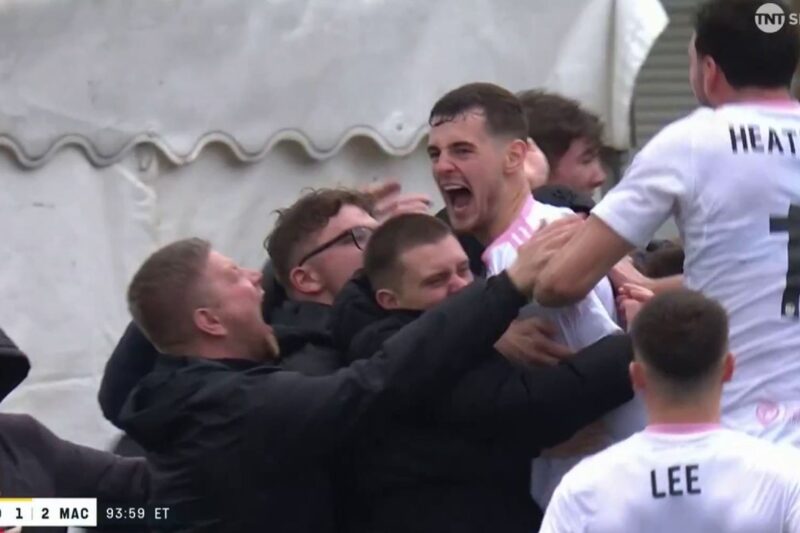 The Emirates FA CupWATCH: Edmondson STUNNER sends Macclesfield FC into third round00:01:17|30 minutes ago