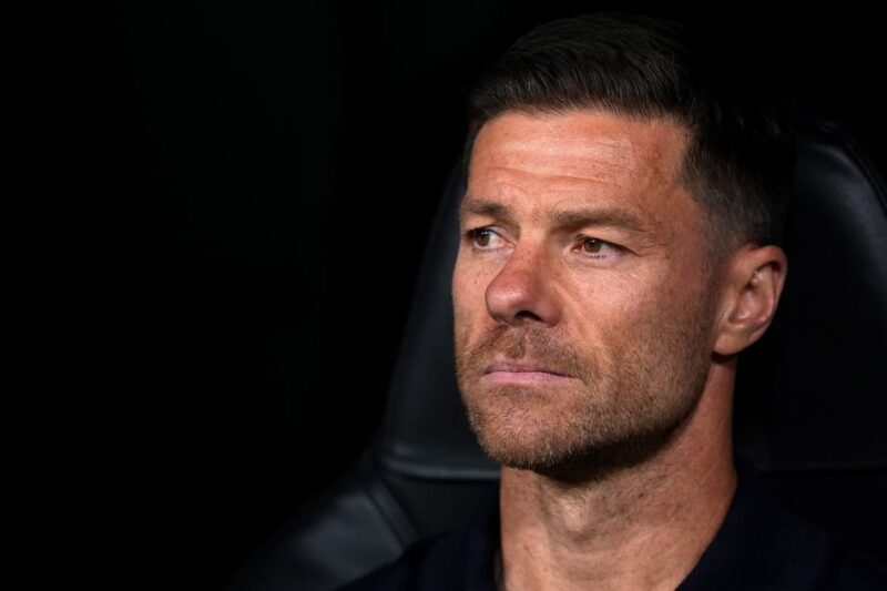 Liverpool icon Xabi Alonso ‘makes mind up’ after Tottenham board discussions