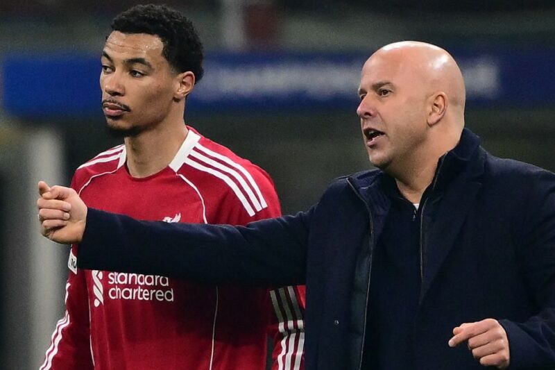 Arne Slot gives Hugo Ekitike fitness update for Arsenal after Liverpool injury scare