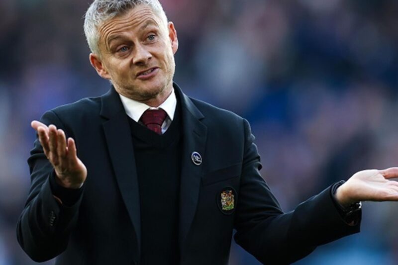 Ole Gunnar Solskjaer and Michael Carrick may team up for Manchester United job, Nottingham Forest prepare Jorgen Strand Larsen bid – Paper Round