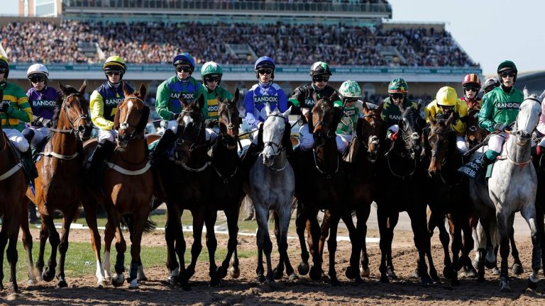 2_Aintree-Grand-National-meeting-day-three.jpg