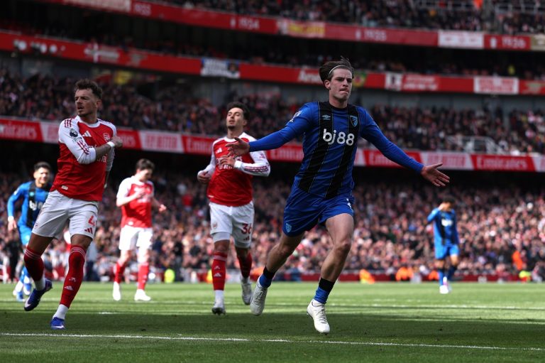 Alex-Scott-scoring-v-Arsenal.jpg