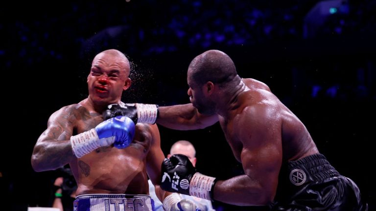 0_Fabio-Wardley-v-Daniel-Dubois-Co-op-Live-Manchester.jpg