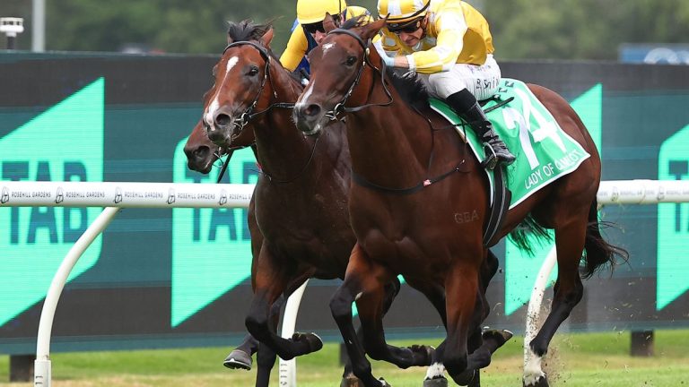 0_Sydney-Racing-Golden-Slipper-Day.jpg