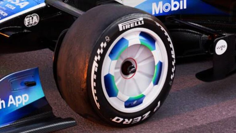 0_Two-Racing-Bulls-F1-cars-on-a-football-pitch.jpg